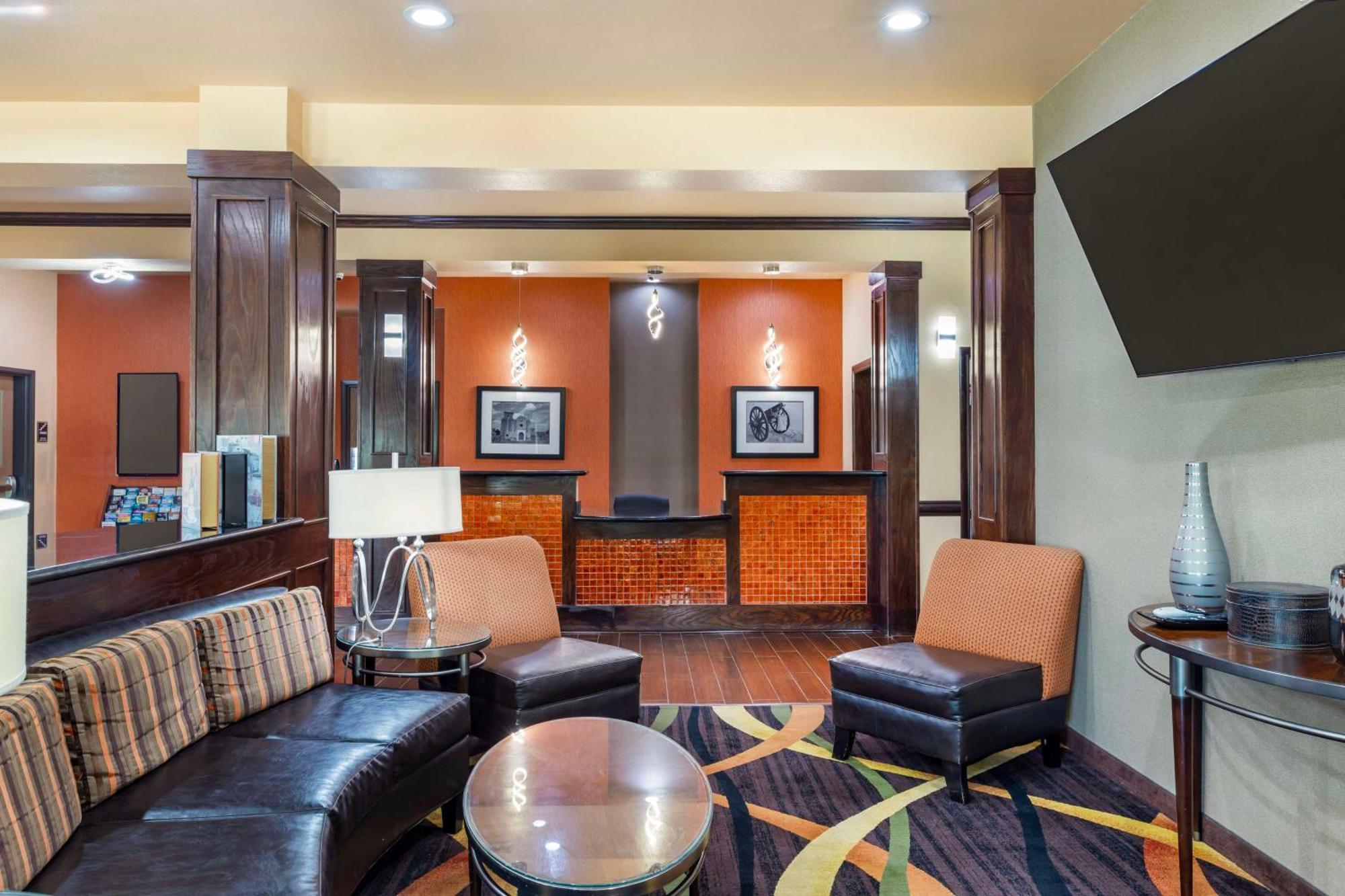 Best Western Plus & Goliad