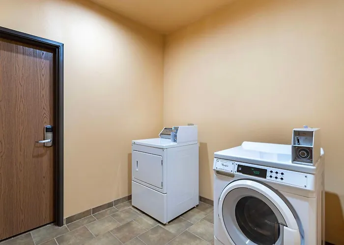 Best Western Plus Goliad Inn & Suites
