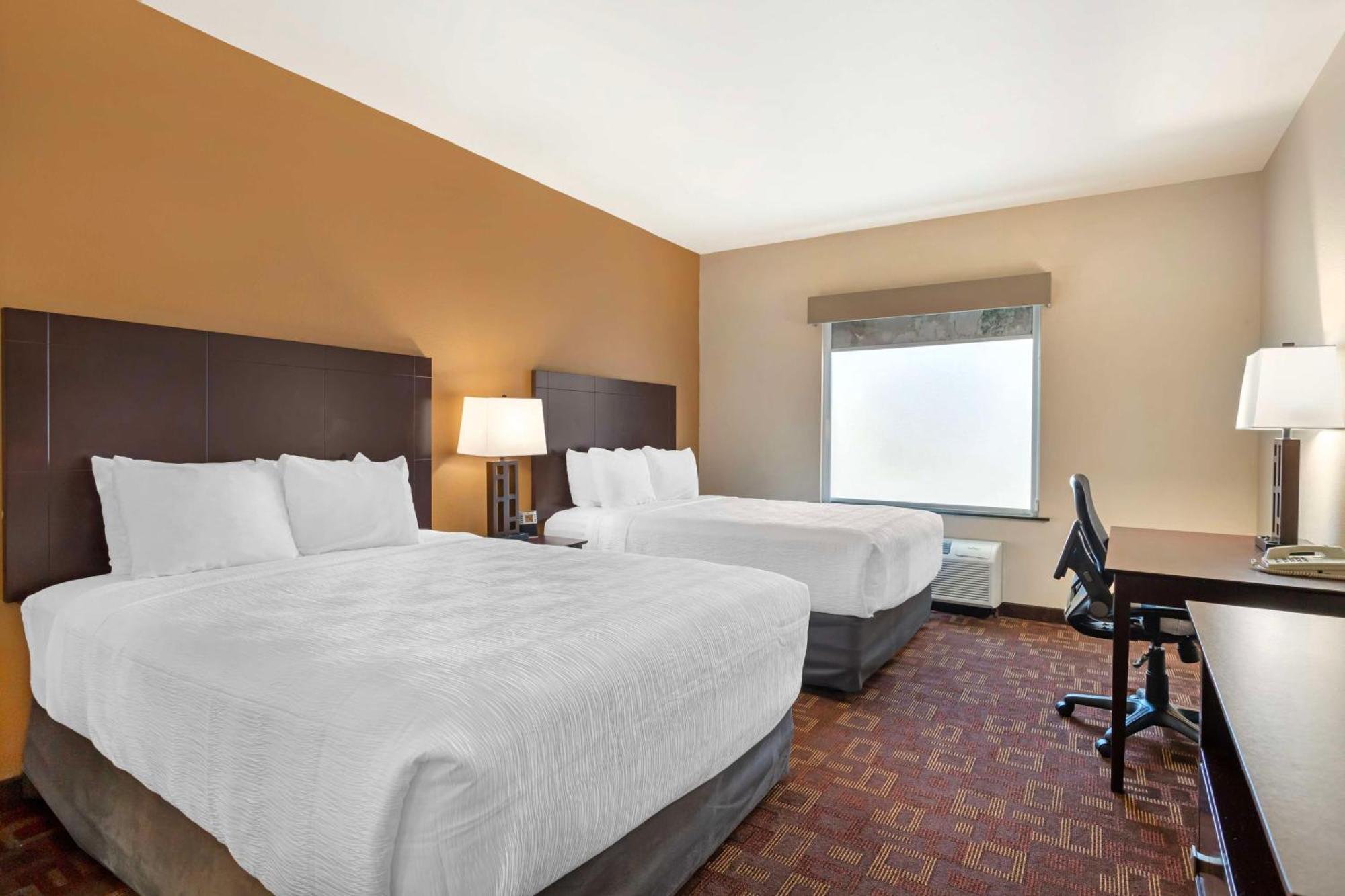 Best Western Plus & 3* Goliad