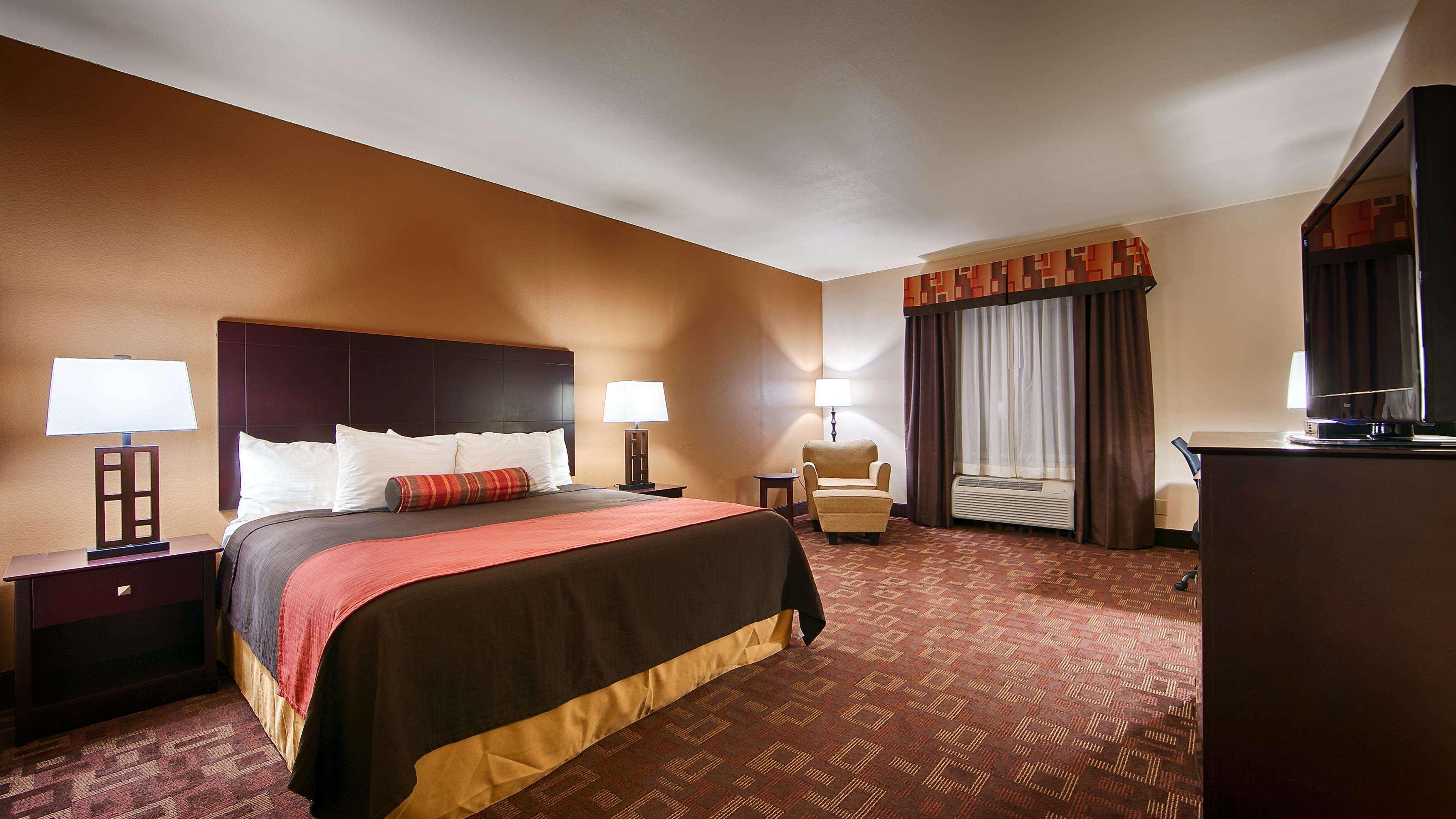 Western & Hotel
